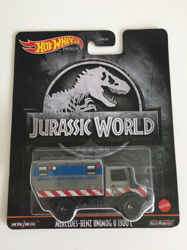 Hot Wheels Jurassic World Unimog 1