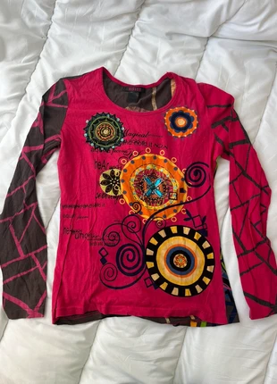 camiseta estilo desigual, brand: KISS, condizioni: Ottime, taglia: M / IT 42 / EU 38, €5.00, €5.95 include la Protezione acquisti