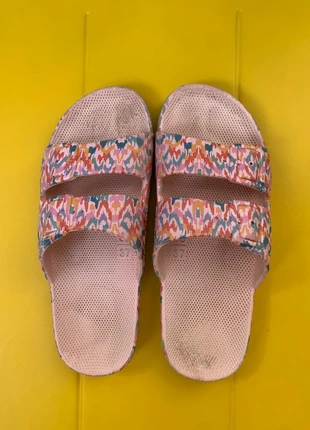 Moses slippers, merk: Freedom Moses, staat: Goed, maat: 36, € 15,00, € 16,45 inclusief Kopersbescherming