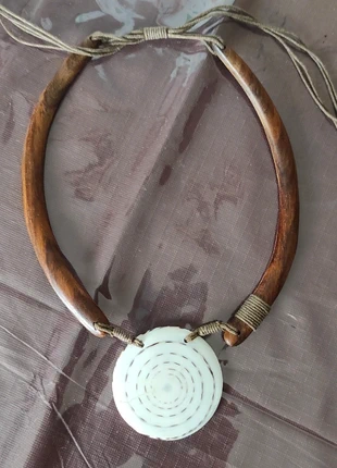 Collier Hippie , brand: Hippie, condition: Very good, €7.00, €8.05 includes Buyer Protection