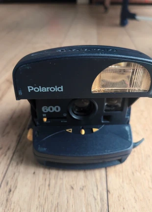 Polaroid 600 vintage, marque: Polaroid, état: Satisfaisant, 10,00 €, 11,20 € Protection acheteurs incluse
