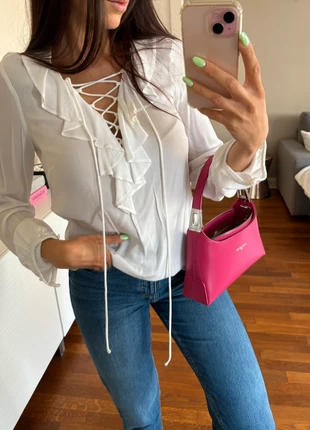 Blouse à lacets stradivarius, marca: Stradivarius, estado: Bueno, tamaño: S / 36 / 8, 10,00 €, 11,20 € Protección al comprador incluida