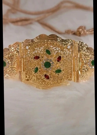 Ceinture acier neuve Dorée avec  strass rouges et verts, condition: Very good, size: Adjustable, €20.00, €21.70 includes Buyer Protection