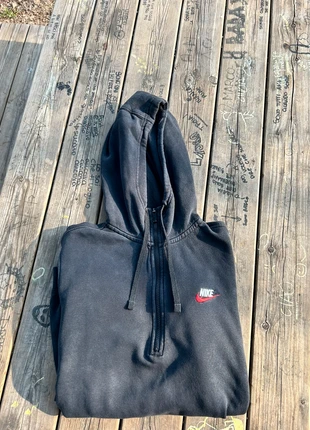 Felpa Nike Red Swoosh Size M, marke: Nike, zustand: Neu, größe: M, 20,00 €, 21,70 € inklusive Vinted-Käuferschutz