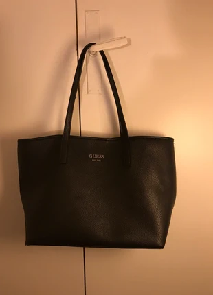 sac guess , marque: GUESS, état: Bon état, 90,00 €, 95,20 € Protection acheteurs incluse