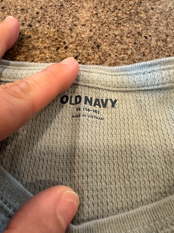 Girls 14/16 old navy shirt 2