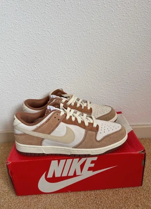 Nike dunk low medium curry maat 42 nieuw, brand: Nike, condizioni: Nuovo con cartellino, taglia: 42, €110.00, €116.20 include la Protezione acquisti