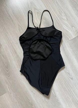 Maillot de bain 1 pièce, staat: Nieuw zonder prijskaartje, maat: S / 36 / 8, € 4,00, € 4,90 inclusief Kopersbescherming