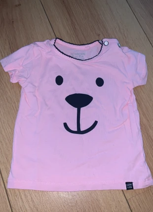 Meisjes T-shirt maat 62 €1,-, marca: New Born, estado: Muito bom, tamanho: 1-3 meses / 56 cm, €1.00, €1.75 inclui Proteção do Comprador