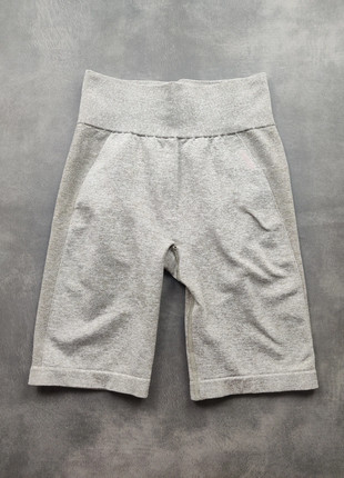 Short Cycliste Gymshark – Gris – Femme – Taille S, marque: Gymshark, état: Bon état, taille: S / 36 / 8, 8,00 €, 9,10 € Protection acheteurs incluse