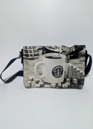 Sac / Sacoche Bandoulière Starbucks - Taille moyen, dimensions en photos - Très bon état, marque: Accessoires, état: Très bon état, 9,90 €, 11,10 € Protection acheteurs incluse