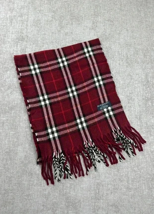 Écharpe Burberry bordeaux, marque: Burberry, état: Très bon état, 45,00 €, 47,95 € Protection acheteurs (Pro) incluse