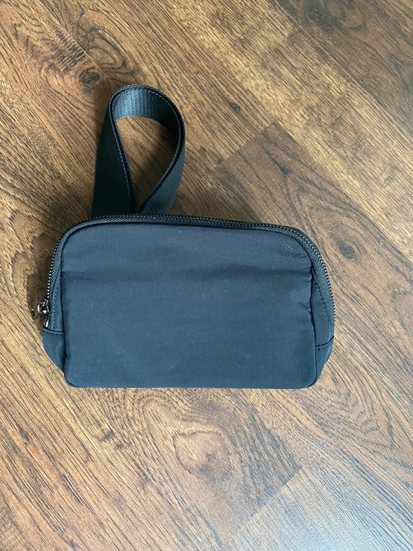 Black Belt Bag 1