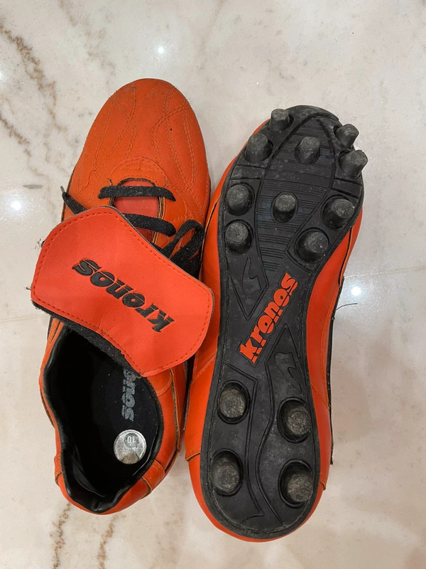 Kronos scarpe calcio football Vinted