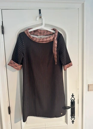 Rinasciemento classy dress S, marca: Rinascimento, estado: Novo sem etiquetas, tamanho: S / 36 / 8, €8.00, €9.10 inclui Proteção do Comprador