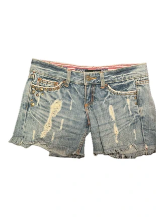 Short en jean destroy Y2K avec clous & détails grunge, marca: y2k, estado: Muy bueno, tamaño: M / 38 / 10, 25,00 €, 26,95 € Protección al comprador incluida