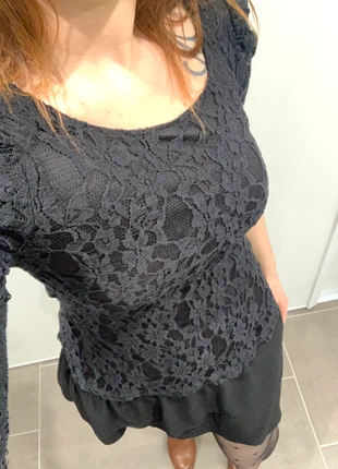 Robe dentelle et volants noir, état: Très bon état, taille: S / 36 / 8, 25,00 €, 26,95 € Protection acheteurs incluse