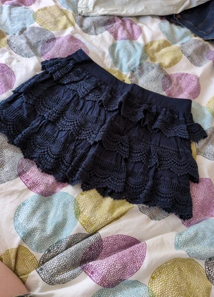 Jupe en dentelle, brand: Jennyfer, condizioni: Ottime, taglia: S / IT 40 / EU 36, €6.00, €7.00 include la Protezione acquisti