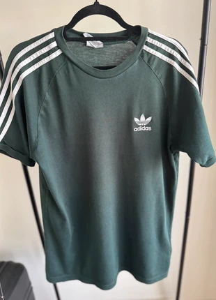 Adidas Originals Green T-Shirt with 3-Stripes (Size M), brand: adidas, condition: Very good, size: M, £4.00, £4.90 includes Buyer Protection