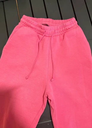 jogging rose zara, marque: Zara, état: Très bon état, taille: S / 36 / 8, 5,00 €, 5,95 € Protection acheteurs incluse