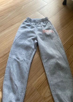 Tuta grigia, merk: Tuta, staat: Nieuw zonder prijskaartje, maat: XS, € 4,00, € 4,90 inclusief Kopersbescherming