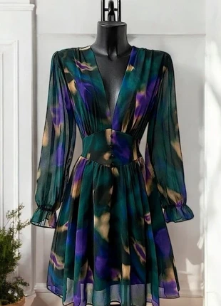 Robe courte multicolore taille M, marque: Boutique Parisienne, état: Très bon état, taille: M / 38 / 10, 31,00 €, 33,25 € Protection acheteurs (Pro) incluse