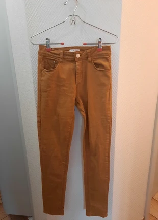 Jean moutarde, marke: Cache Cache, zustand: Sehr gut, größe: S / 36 / 8, 5,00 €, 5,95 € inklusive Vinted-Käuferschutz