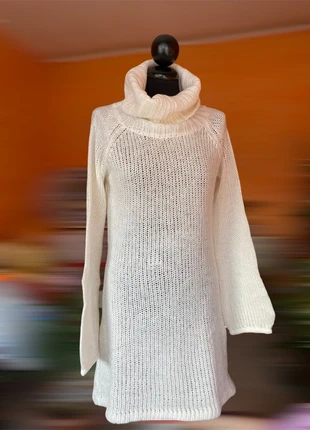 Maglione/vestito in maglia bianco, merk: Maglia, staat: Heel goed, maat: M / 38 / 10, € 6,00, € 7,00 inclusief Kopersbescherming