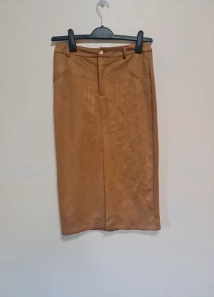 Friends like these suede knee lenght skirt, brand: Friends Like These, condition: Very good, size: M / 38 / 10, €5.00, €5.95 includes Buyer Protection