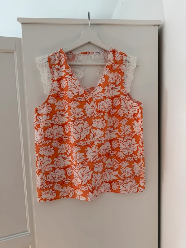 Superbe blouse fluide fleurie avec dentelle Gemo neuve 🌸 42 - photo numéro 8