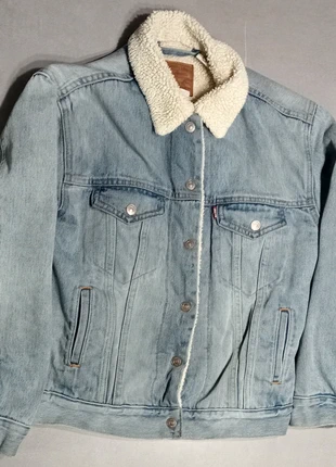 Veste Jeans Lévis Taille XS Doublure Très bon état, marke: Levi's, zustand: Sehr gut, größe: XS / 34 / 6, 29,00 €, 31,15 € inklusive Vinted-Käuferschutz