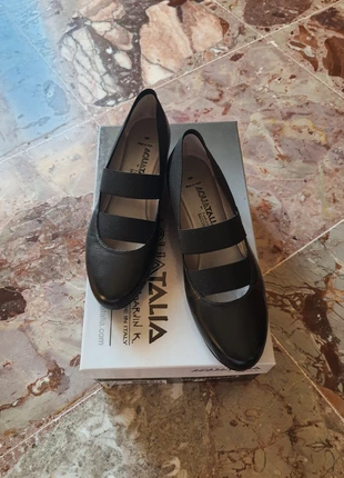 Ballerine Comfort Aquatalia – Eleganza e Benessere in Pelle Nera – Numero 35, marca: Aquatalia, estado: Novo com etiquetas, tamanho: 35, €45.00, €47.95 inclui Proteção do Comprador