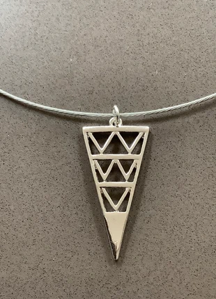 Retro silver tone triangle zig zag pendant wire necklace, condition: Very good, £5.50, £6.48 includes Buyer Protection Pro