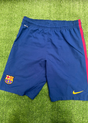 Short Barcelone, marque: Nike, état: Très bon état, taille: XS, 20,00 €, 21,70 € Protection acheteurs (Pro) incluse