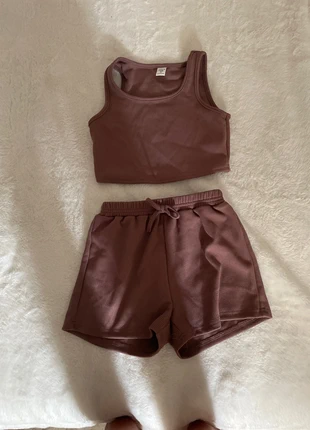 Ensemble, SHEIN, marron enfants, merk: Shein, staat: Nieuw zonder prijskaartje, maat: 8 jaar / 128 cm, € 4,50, € 5,43 inclusief Kopersbescherming