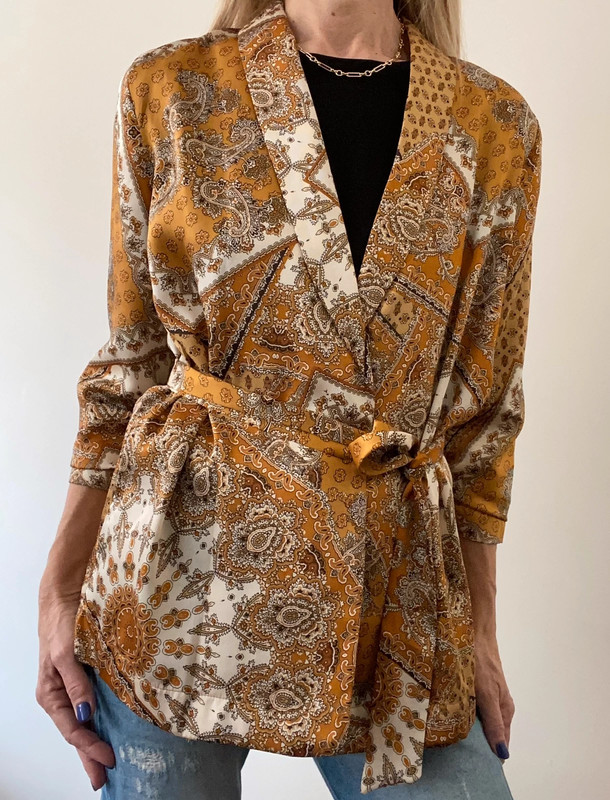 Veste motifs jaune dor porter avec ou sans ceinture Cama eux