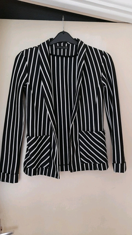 Striped jacket sale black and white