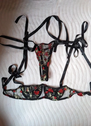 Lingerie set, brand: Unbranded, condition: Very good, £11.00, £12.25 includes Buyer Protection