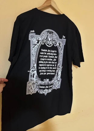 Camiseta Vandals But Loyal, marca: Vandals but loyal, estado: Muy bueno, tamaño: L, 20,00 €, 21,70 € Protección al comprador incluida