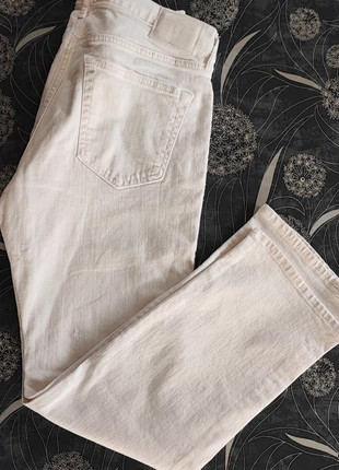 Pantalon Denim blanc  W31 L30, merk: Abercrombie & Fitch, staat: Heel goed, maat: L / 40 / 12, € 15,00, € 16,45 inclusief Kopersbescherming Pro