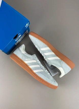 Adidas Handball Spezial Wonder Silver Off White Gum, marque: adidas, état: Neuf avec étiquette, taille: 43, 85,00 €, 89,95 € Protection acheteurs (Pro) incluse