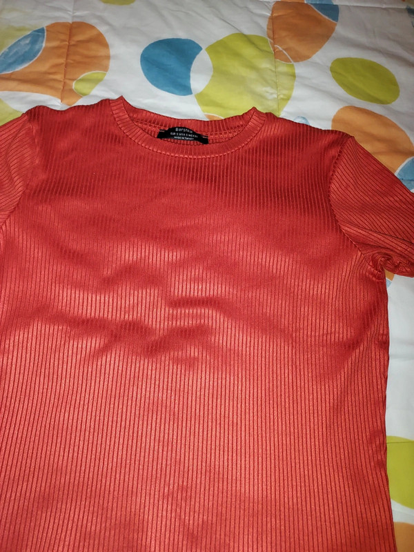 Camisola bordeaux da Bershka 5