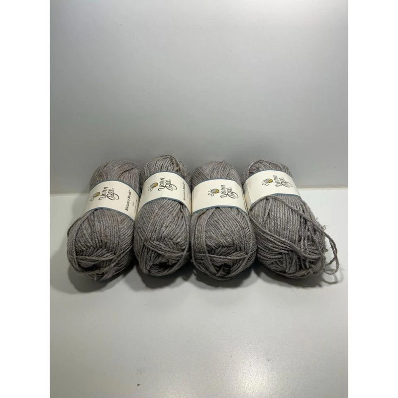 4x Yarn Bee "Coin" 3.5oz - 180yds  - 4 Weight - 100g 1