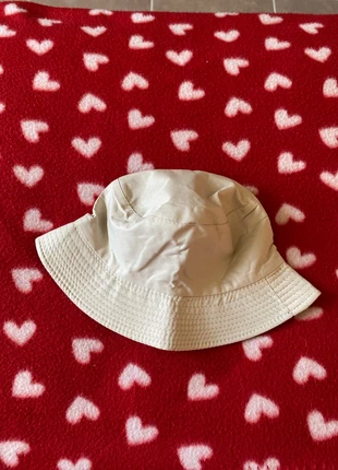 Bob réversible beige et noir, condition: New without tags, size: One size, €4.00, €4.90 includes Buyer Protection