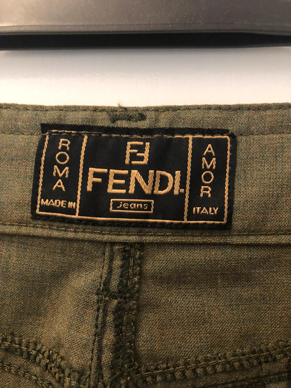 Pantaloni Fendi originali size 27 | Vinted