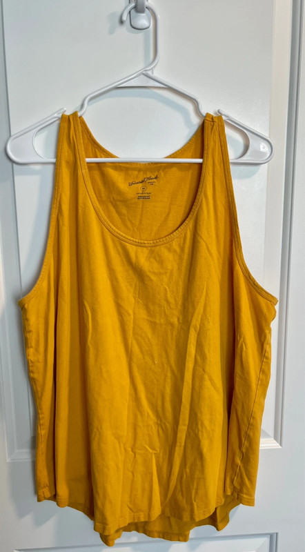 Universal Thread Women's XXL Mustard Yellow Tank Top 1