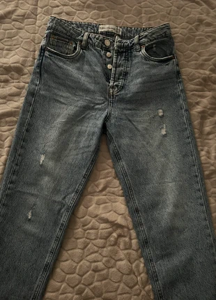 Jeans Stradivariud (Talla S-36), marca: Stradivarius, estado: Muy bueno, tamaño: S / 36 / 8, 9,00 €, 10,15 € Protección al comprador incluida