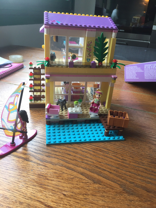 Lego friends- maison de plage