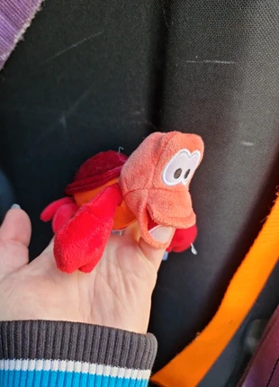 Peluche d'épaule Sébastien sans plaque aimanté, marque: Disneyland Paris, état: Très bon état, taille: Taille unique, 15,00 €, 16,45 € Protection acheteurs incluse