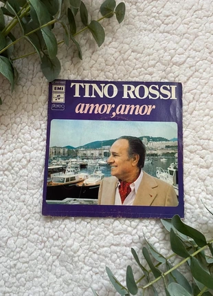🍂Vinyle Vintage 45 tours Tino Rossi Amor,Amor et danse avec moi 🍂, état: Très bon état, 5,00 €, 5,95 € Protection acheteurs incluse
